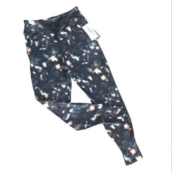 Nine West Active Moisture Wicking Black Floral High Rise Leggings Medium - Picture 1 of 11